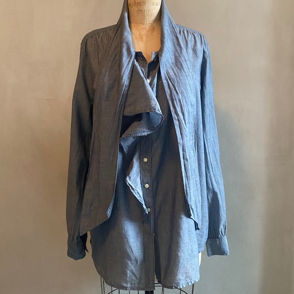 Gap Lightweight Cotton Chambray Tie Front Blouse, Size XL - Picture 1 of 9